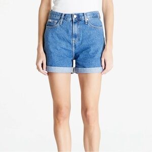 Calvin Klein Mom shorts high rise EUC